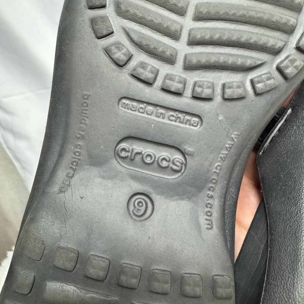 Crocs Black Sandals - Size 9 - Picture 5 of 6